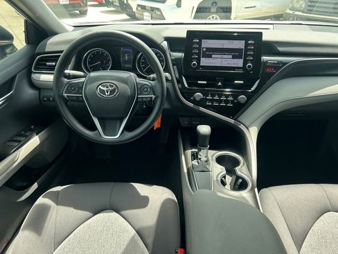 Used 2021 Toyota Camry LE FWD image 15