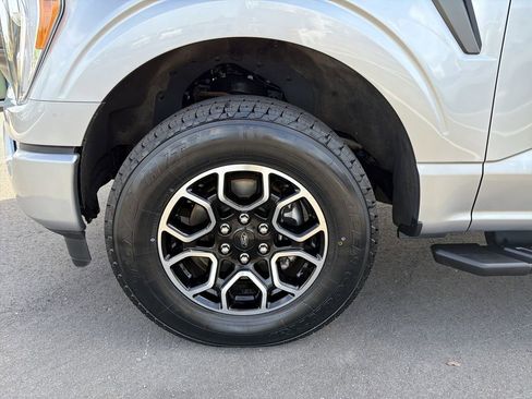 Certified 2022 Ford F150 XLT w/ Equipment Group 302A High image 31