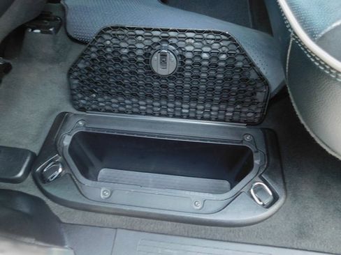 Used 2024 RAM 1500 Laramie image 22