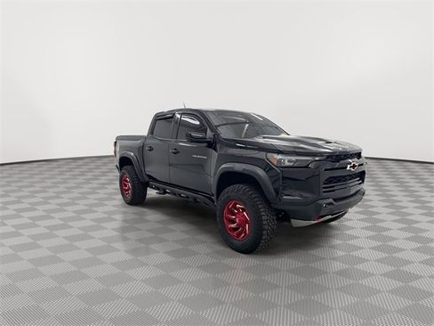 Used 2024 Chevrolet Colorado ZR2 w/ ZR2 Convenience Package III image 13