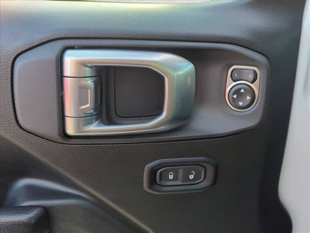 Used 2024 Jeep Wrangler Unlimited Sport AWD/4WD image 8
