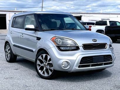 Used 2013 Kia Soul ! w/ Premium Pkg