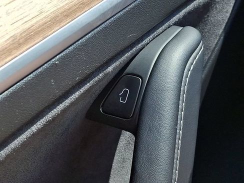 Used 2023 Tesla Model 3 Standard Range RWD image 27