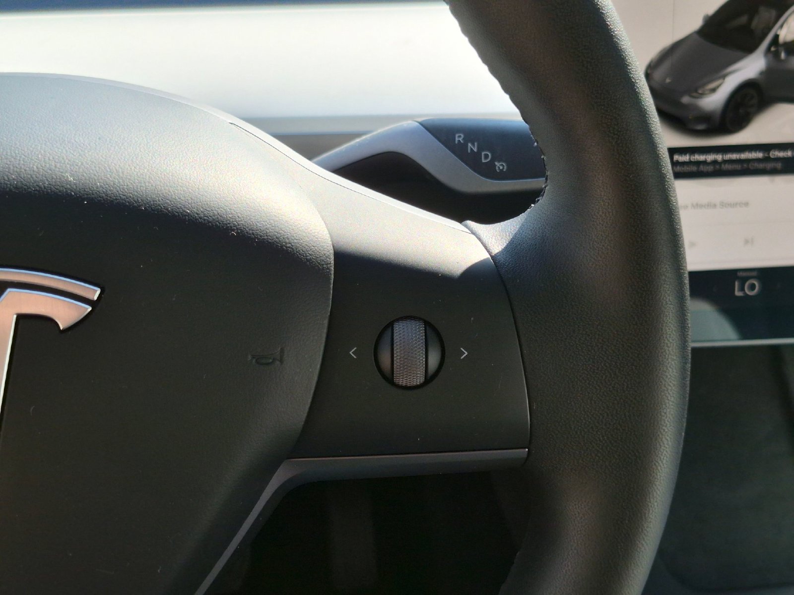 Used 2025 Tesla Model Y Long Range RWD image 18