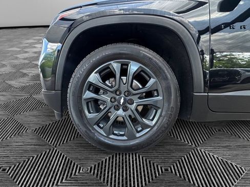 Used 2021 Chevrolet Traverse RS w/ LPO, Floor Liner Package image 9