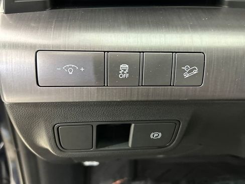 Certified 2025 Hyundai Kona SEL image 17