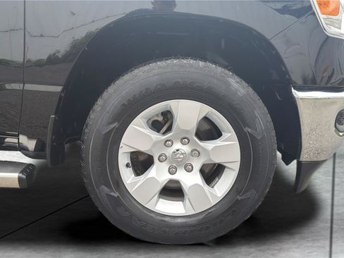 Used 2023 RAM 1500 Big Horn AWD/4WD image 25