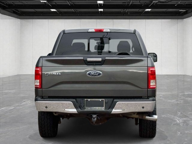 Used 2017 Ford F150 XLT w/ Equipment Group 302A Luxury AWD/4WD image 4