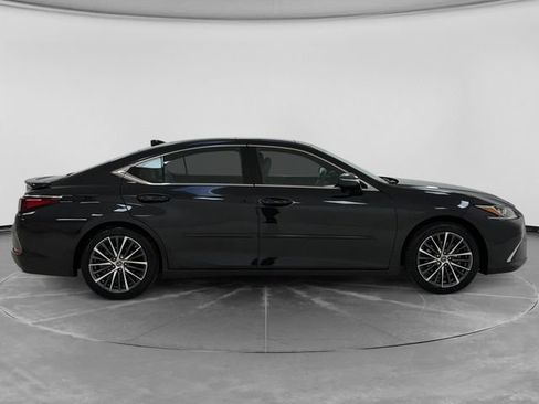 Used 2023 Lexus ES 350 w/ Protection Package (P2) FWD image 2