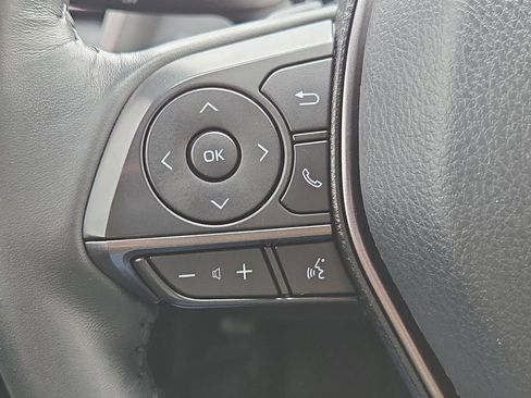 Used 2024 Toyota Camry SE image 28