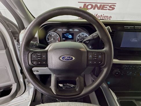 Used 2024 Ford F250 XLT w/ FX4 Off-Road Package AWD/4WD image 21