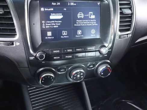 Used 2018 Kia Forte LX w/ LX Popular Package FWD image 15