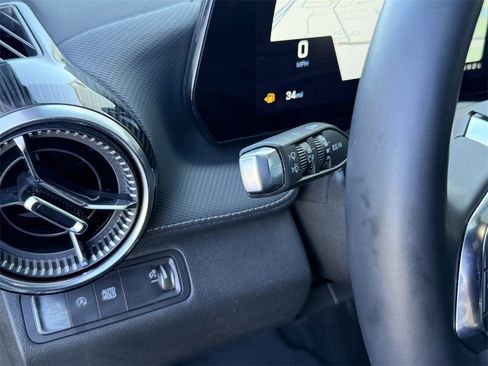 Used 2026 Chevrolet Equinox LT w/ Convenience Package II image 21