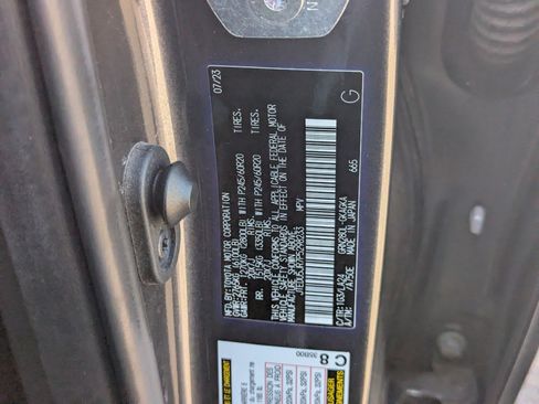 Used 2023 Toyota 4Runner Limited image 36