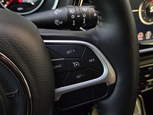 Used 2018 Jeep Compass Limited w/ Safe & Security Group image 29