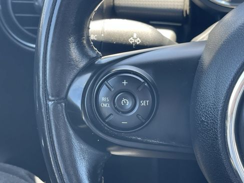 Used 2019 MINI Cooper 4-Door Hardtop FWD image 26
