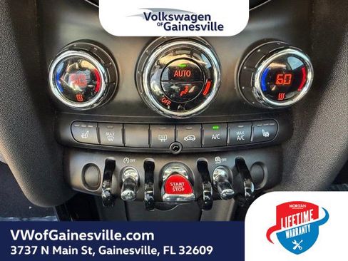 Used 2021 MINI Cooper 2-Door Hardtop image 21