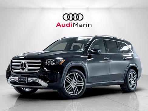 Used 2024 Mercedes-Benz GLS 450 4MATIC image 1