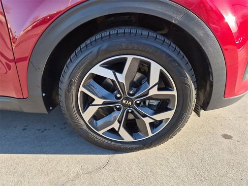 Used 2022 Kia Sportage EX image 10