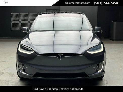 Used 2018 Tesla Model X 75D image 10