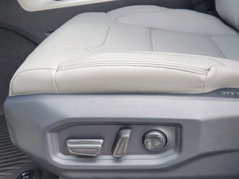 New 2026 Toyota Tundra Limited AWD/4WD image 22