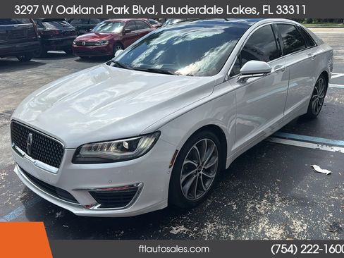Used 2018 Lincoln MKZ Select w/ Technology Package image 5