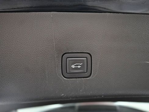 Certified 2023 Chevrolet Traverse RS w/ LPO, Floor Liner Package image 11