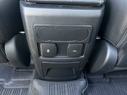 Used 2023 Ford Explorer XLT w/ Equipment Group 202A AWD/4WD image 22