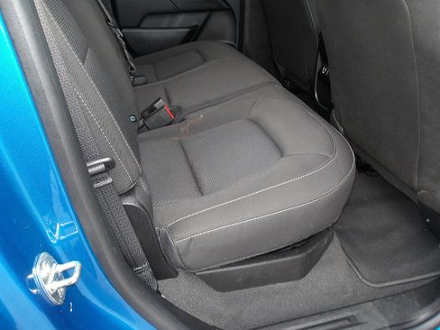 Used 2021 Chevrolet Colorado LT w/ LT Convenience Package image 10