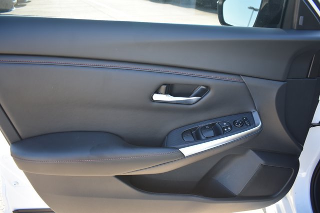 Used 2024 Nissan Sentra SR FWD image 12