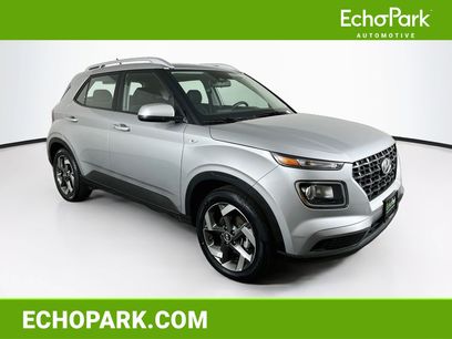 Used 2025 Hyundai Venue SEL