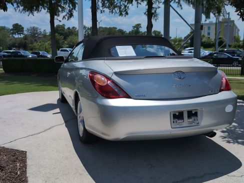 Used 2004 Toyota Solara SE FWD image 8