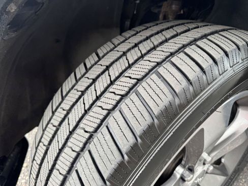 Used 2014 Jeep Grand Cherokee Limited AWD/4WD image 11