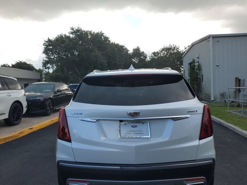 Used 2023 Cadillac XT5 Premium Luxury w/ LPO, Premium Carpet Package FWD image 13