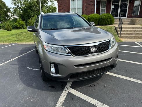 Used 2015 Kia Sorento LX FWD image 13