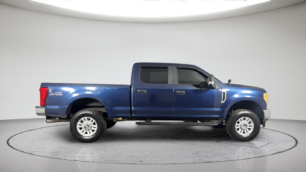Used 2017 Ford F250 XL w/ STX Appearance Package AWD/4WD image 5