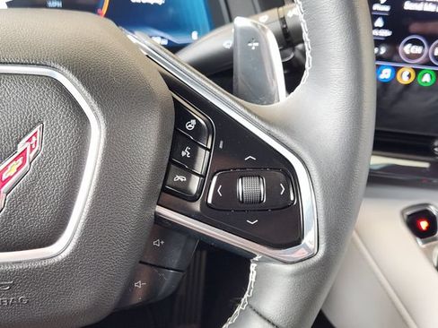 Used 2023 Chevrolet Corvette Stingray Preferred Cpe w/ Engine Appearance Package RWD image 32