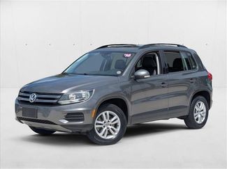 Used 2016 Volkswagen Tiguan S image 1