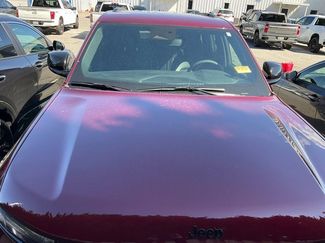 Used 2023 Jeep Grand Cherokee Altitude video 2