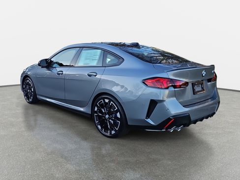 New 2026 BMW M235i xDrive w/ Technology Package image 7