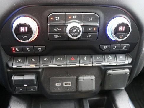 Used 2021 GMC Sierra 1500 Denali w/ Denali Ultimate Package image 26