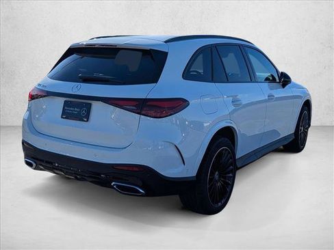 New 2026 Mercedes-Benz GLC 300 image 2