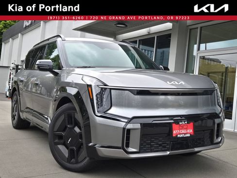 Certified 2024 Kia EV9 GT-Line AWD/4WD image 1