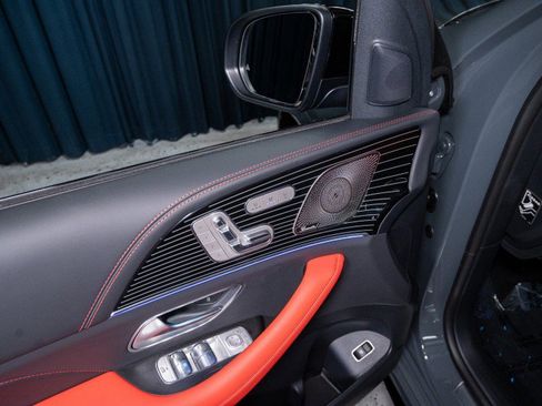 New 2026 Mercedes-Benz GLE 63 AMG S image 11