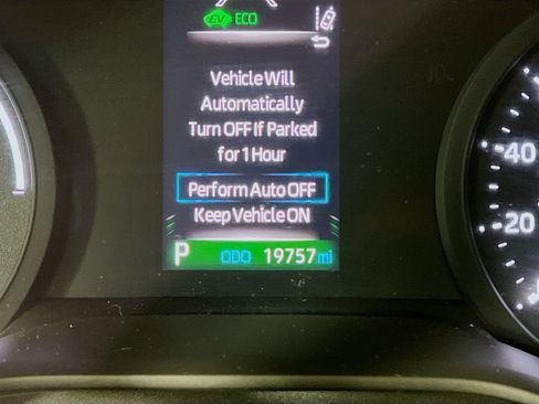 Certified 2024 Toyota Sienna LE w/ LE Plus Package AWD/4WD image 13
