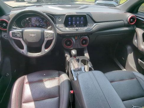 Used 2021 Chevrolet Blazer RS w/ Enhanced Convenience Package AWD/4WD image 17