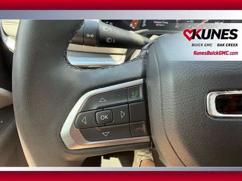 Used 2025 Jeep Compass Limited AWD/4WD image 12