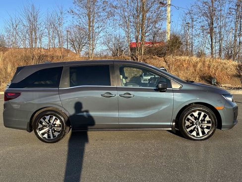 Used 2025 Honda Odyssey EX-L image 6