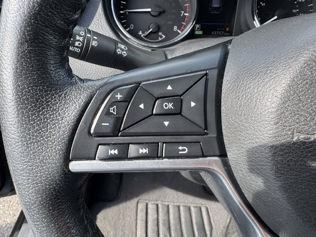 Used 2020 Nissan Rogue SL AWD/4WD image 20