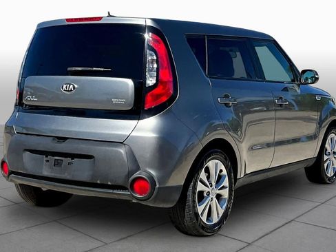 Used 2014 Kia Soul + FWD image 12